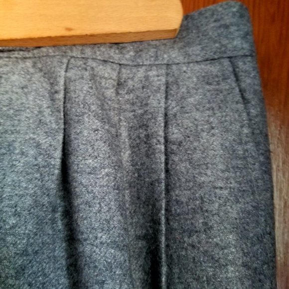 Vintage 90s, grey wool, lined, pleated dress pants, front pockets, M, Sevil - Picture 3 of 11